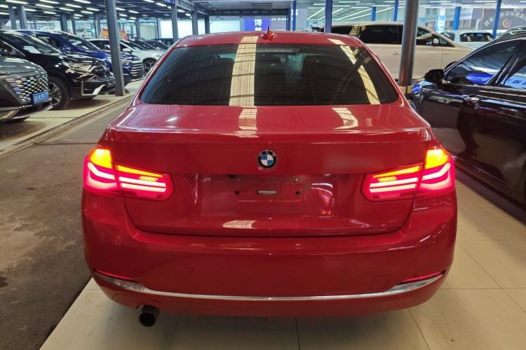 Used BMW 3 Series 2016 320Li Ambition Model
