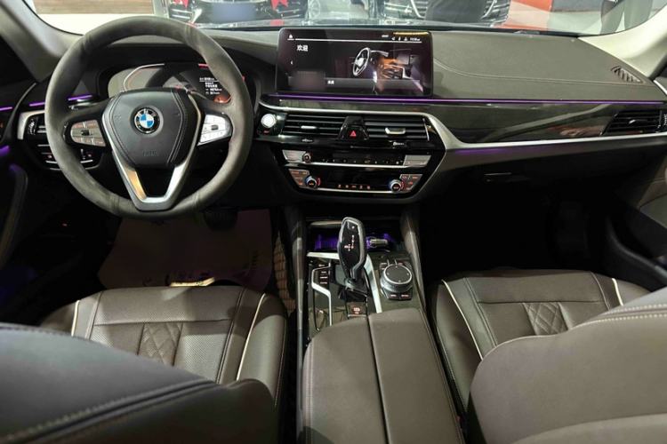 Used BMW 5 Series 2021 525Li Luxury Package
