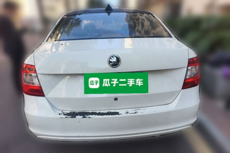 Used Skoda Rapid 2013 1.4L Manual Enjoyment Model