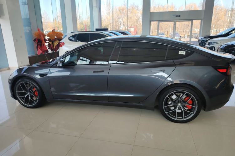 Used Tesla Model 3 2021 Revised Version II – Performance High-Performance All-Wheel-Drive Edition
