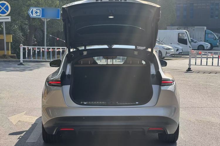 Used Nio ET5T 2023 75 kWh Touring