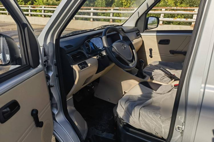 Used Kuayue Kuayue Xing V3 2023 1.3L Gasoline Standard Model 5-Seater Passenger Vehicle
