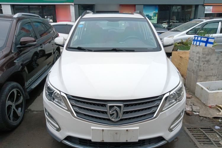 Used Baojun 560 2016 1.5T Manual Luxury Version