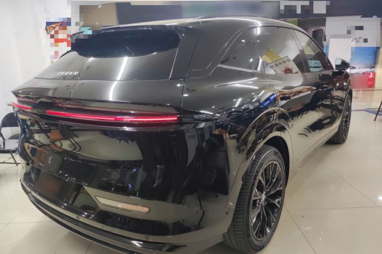 Used Zeekr 7X 2025 100 kWh Long-Range Rear-Wheel Drive with Intelligent Driving Features