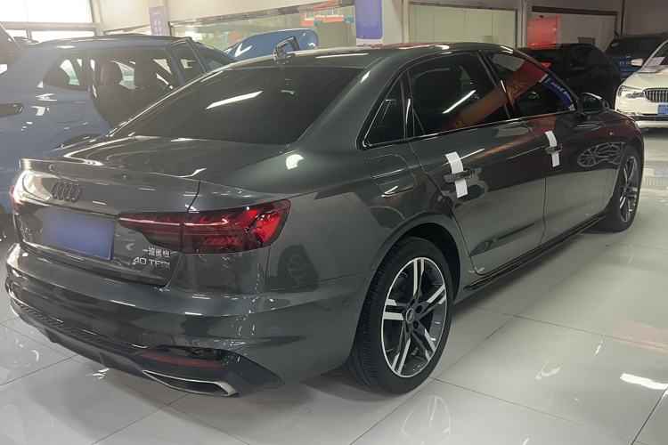 Used Audi A4L 2022 40 TFSI Luxury Dynamic Model
