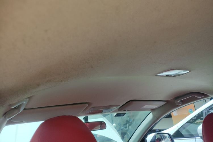 Used Honda Vezel 2015 1.5L CVT two-wheel drive Comfort trim
