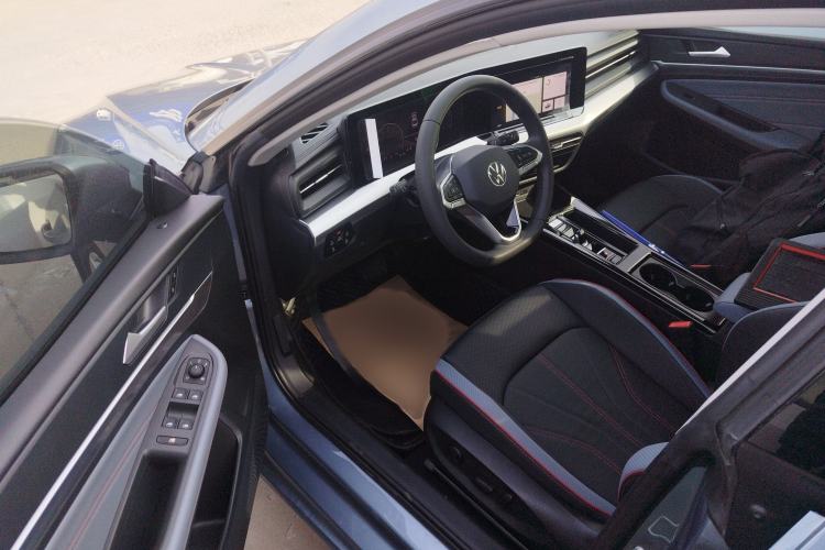 Used Volkswagen Lamando 2023 Lavida L 280TSI DSG Spicy Edition
