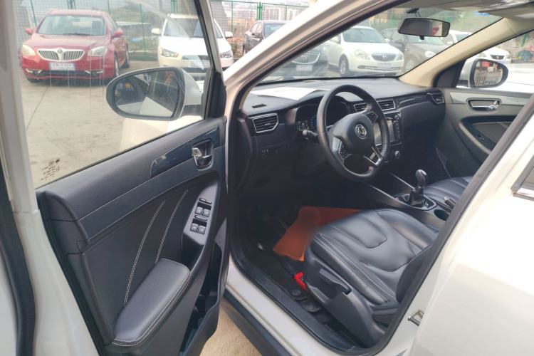 Used Dongfeng Fengon 580 2016 1.8L Manual Comfort Model
