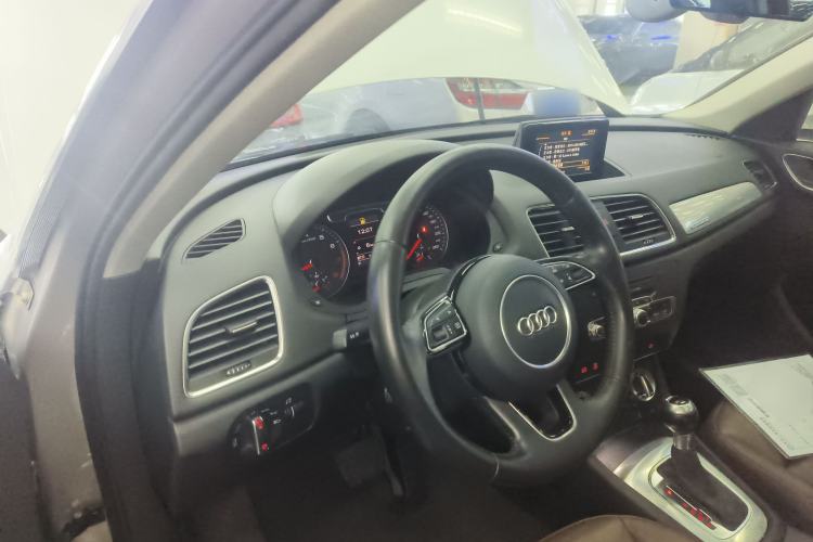 Used Audi Q3 2015 35 TFSI quattro Technology Edition
