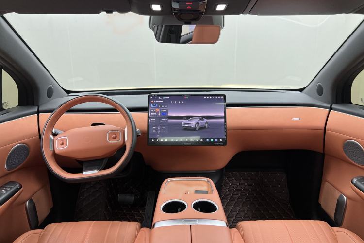 Used  E07 2025 All-Electric 4x4 90kWh Ultra High-Performance Edition