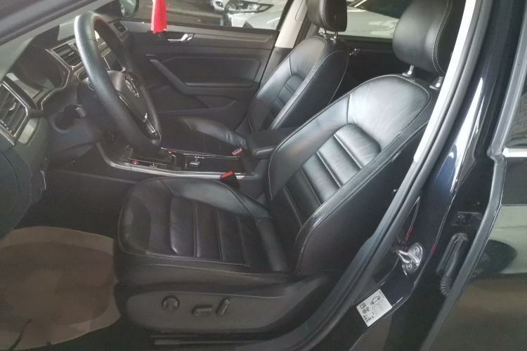 Used Volkswagen Passat 2017 330TSI DSG Luxury Edition
