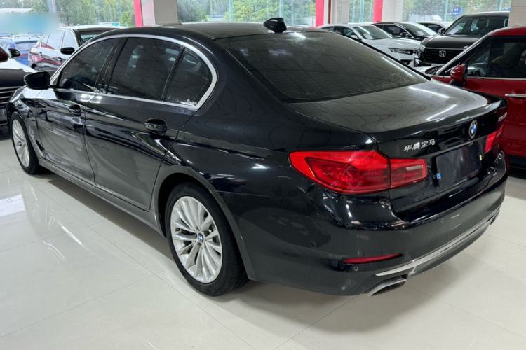 Used BMW 5 Series 2019 Facelifted 525Li Luxury Package
