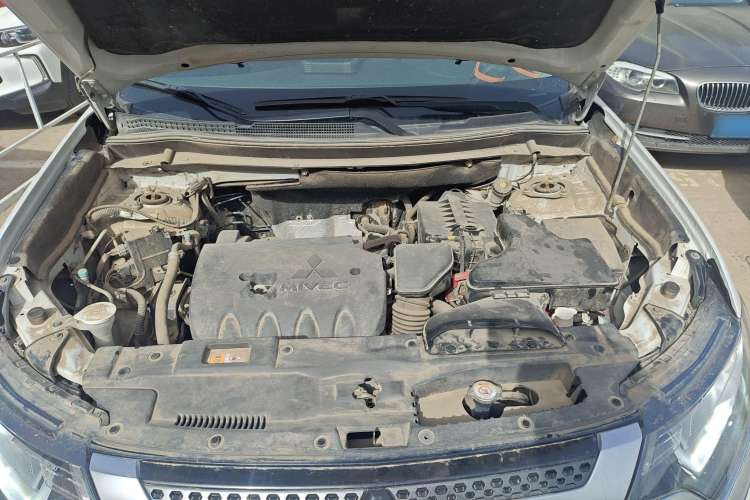 Used Mitsubishi Outlander 2020 2.0L Two-Wheel Drive Comfort Edition 5 Seats
