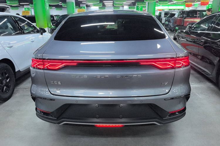 Used BYD Han 2023 EV Champion Edition 605KM Front-Drive Premium Model
