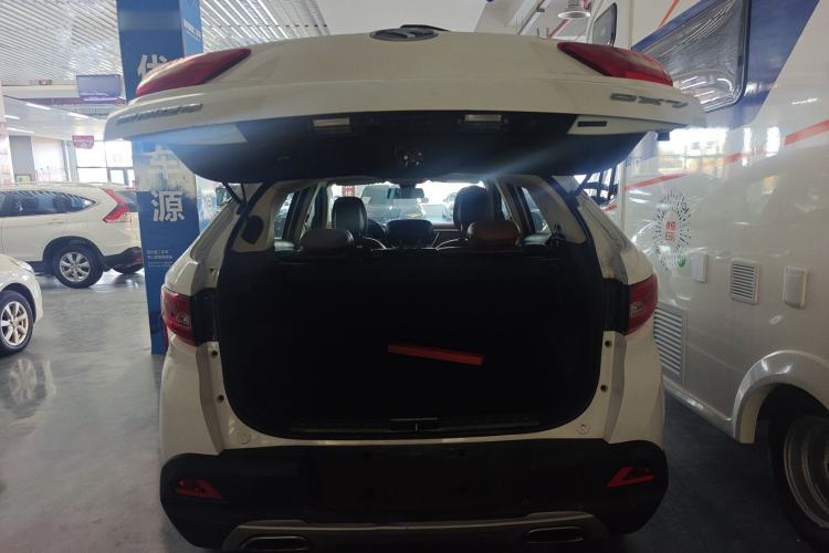 Used Soueast DX7 2015 1.5T Automatic Prestige Model
