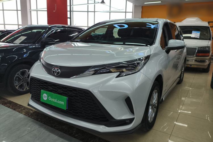 Used Toyota Granvia 2024 2.5L Hybrid Comfort Edition