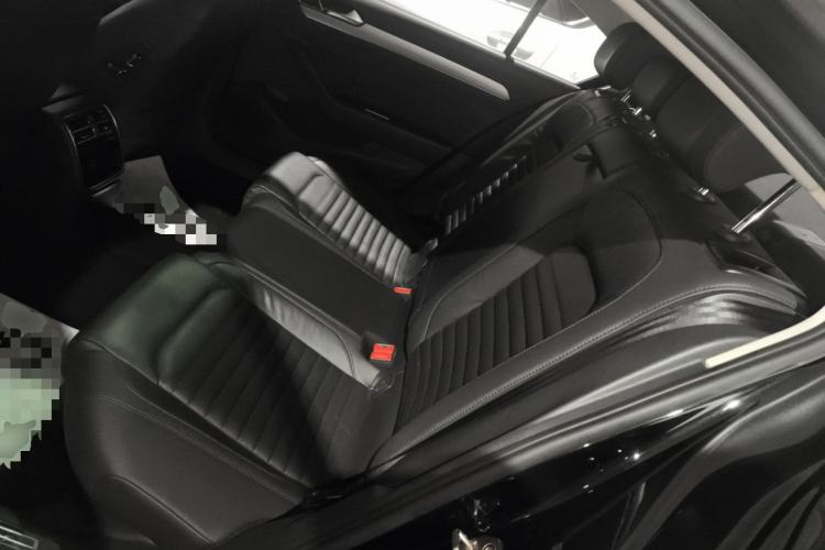 Used Volkswagen Magotan 2018 330TSI DSG Advanced Model
