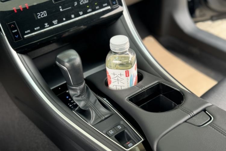 Used Toyota Avalon 2023 2.0L Premium Edition