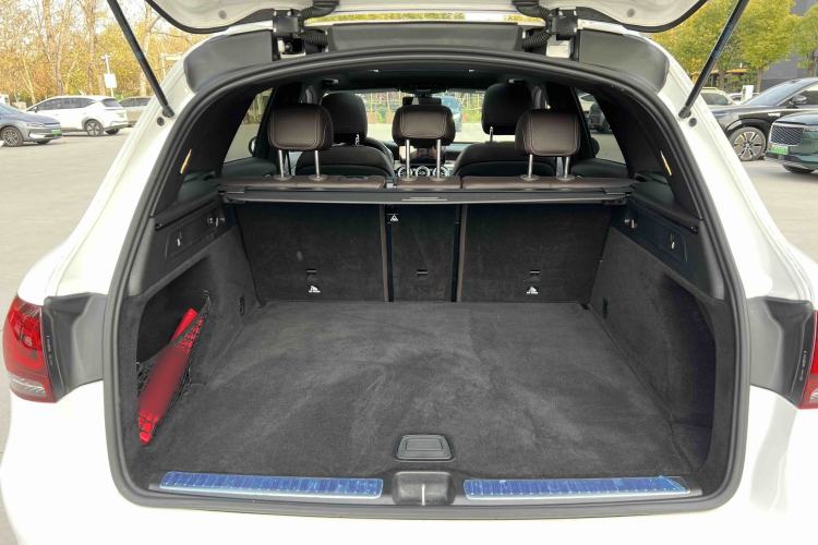 Used Mercedes-Benz GLC 2020 Facelifted GLC 260 L 4MATIC Dynamic Edition
