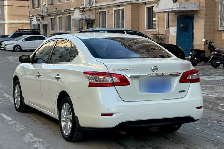 Used Nissan Sylphy 2014 1.6XV CVT Deluxe Edition
