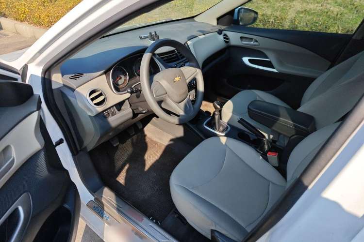 Used Chevrolet Sail 2015 Sail 3 1.5L Manual with Ideal Sunroof Edition
