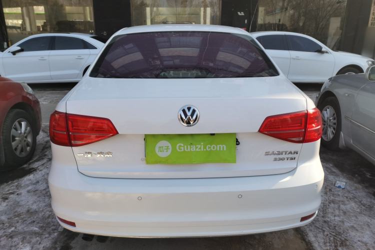 Used Volkswagen Sagitar 2017 230TSI Automatic Comfort Version