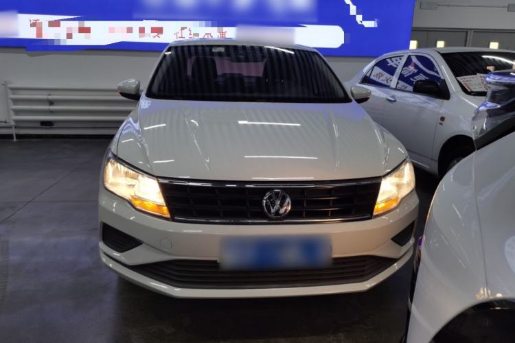 Used Volkswagen Jetta 2017 1.4L Manual Fashion Edition
