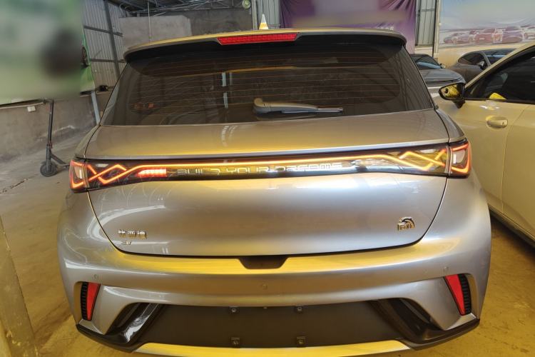 Used BYD Dolphin 2023 420 km Fashion Edition
