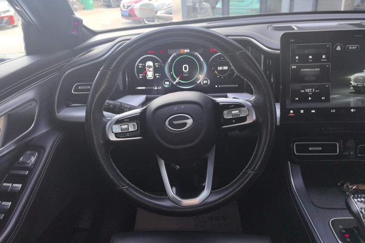 Used GAC Trumpchi GS8 2022 Flagship Series 2.0 TGDI Four-Wheel Drive Luxury Smart Connectivity Version (7 Seats)
