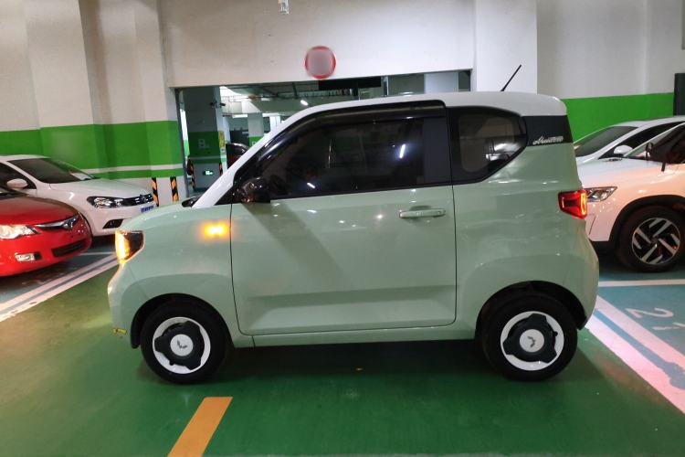 Used Wuling Hongguang MINIEV 2021 Macaron Fashion Model Lithium Iron Phosphate