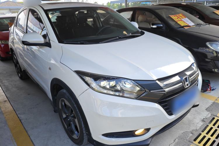 Used Honda Vezel 2017 1.8L CVT Front-Wheel Drive Pioneer Edition