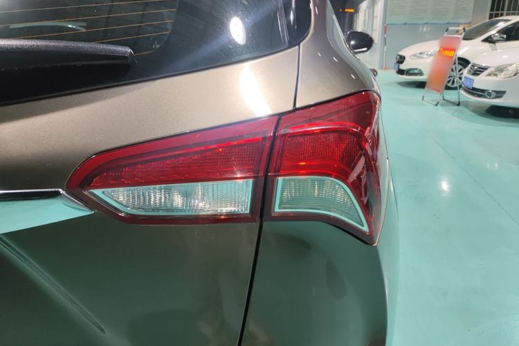 Used Buick Envision 2019 28T Four-Wheel Drive Elite Version China VI Standard
