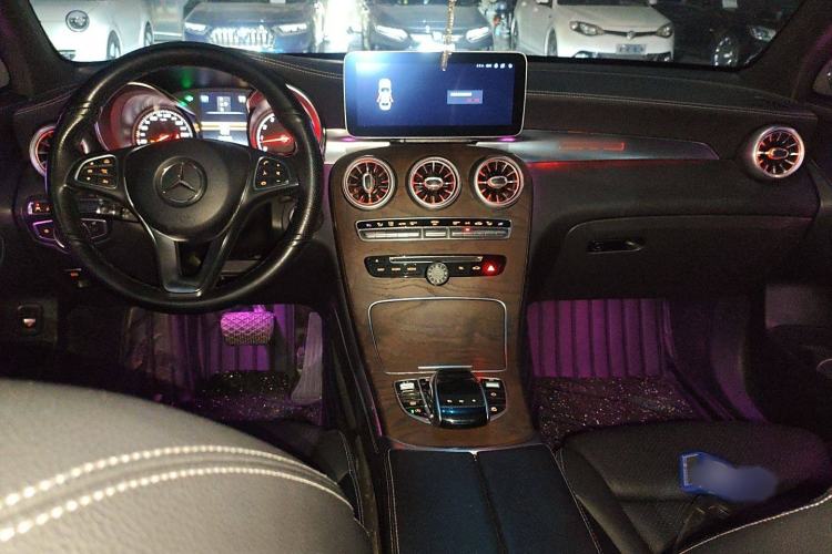 Used Mercedes-Benz GLC 2017 GLC 300 4MATIC Sport Edition
