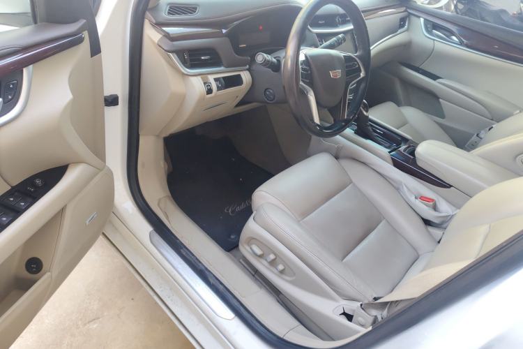 Used Cadillac XTS 2016 28T Luxury Model
