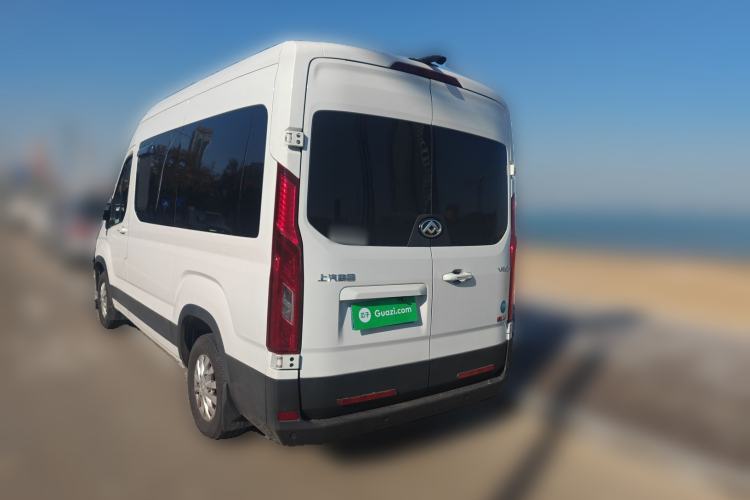 Used SAIC MAXUS Xintu V90 2024 ZhiJie 2.0T Automatic Rear-Drive Long-Wheelbase High-Roof Model with Single Rear Tire Available in 6/7-Seater Configurations