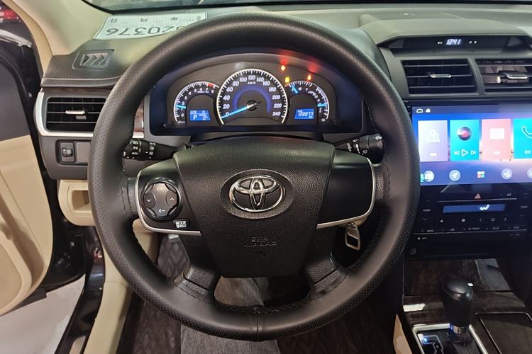 Used Toyota Camry 2016 2.0E 10th Anniversary Elite Edition