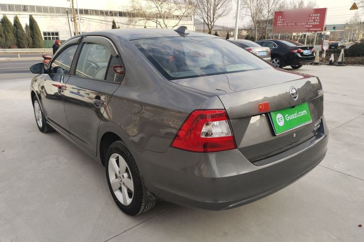 Used Skoda Rapid 2013 1.6L Manual Smart Selection Model