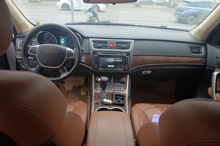 Used Haval H8 2015 2.0T Two-Wheel-Drive Standard Version