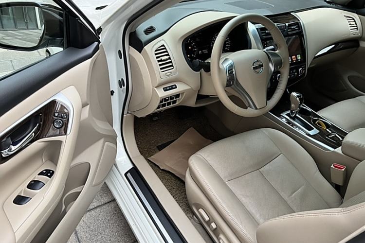 Used Nissan Teana 2013 2.0L XL Comfort Edition
