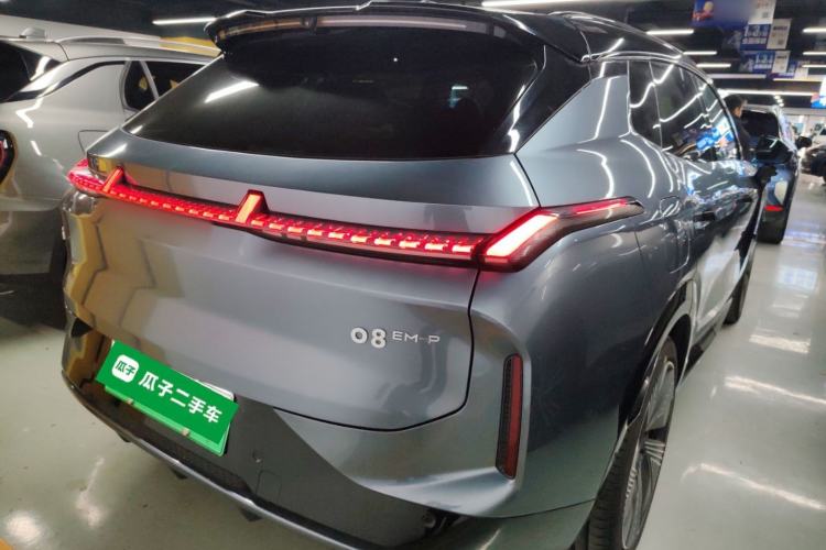 Used Lynk & Co 08 EM-P 2025 220 km All-Wheel-Drive Performance Halo