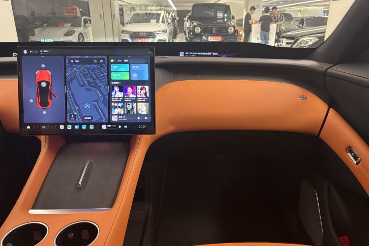 Used  YU7 2025 Ultra-Long Range All-Wheel Drive Pro Version
