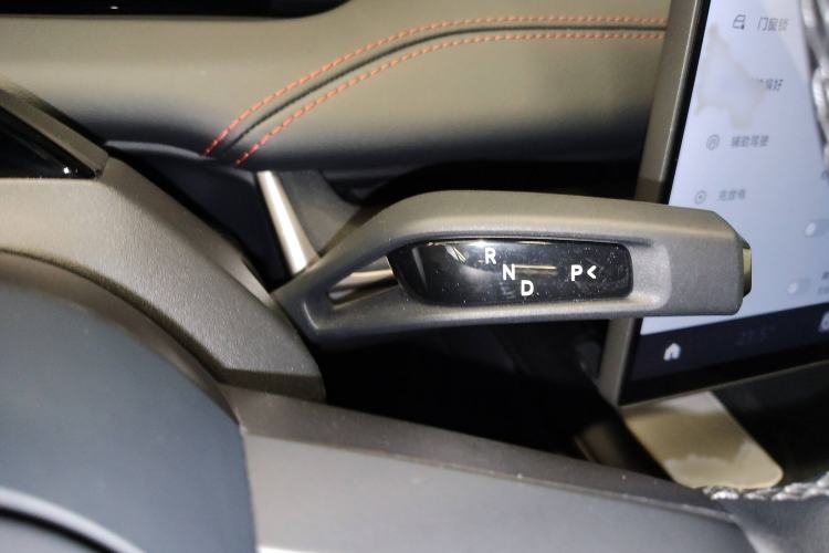 Used  SU7 2024 Rear-Drive Ultra-Long Range Advanced Pro-Level Intelligent Driving Version
