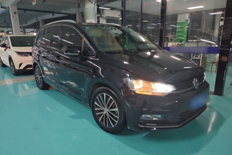 Used Volkswagen Touran 2018 Volkswagen Touran L 280TSI DSG Comfort Edition 7 Seats China VI Standard
