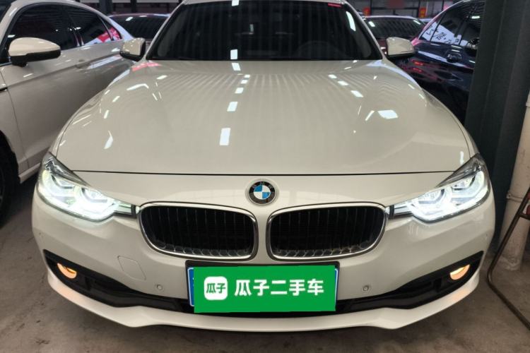 Used BMW 3 Series 2016 316i Fashion Model
