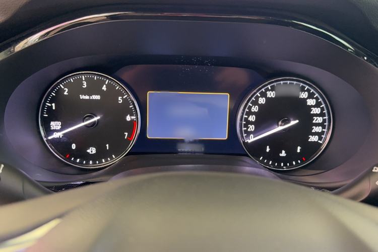 Used Buick Envision 2022 Encore Plus 652T Five-Seat All-Wheel-Drive Luxury Model
