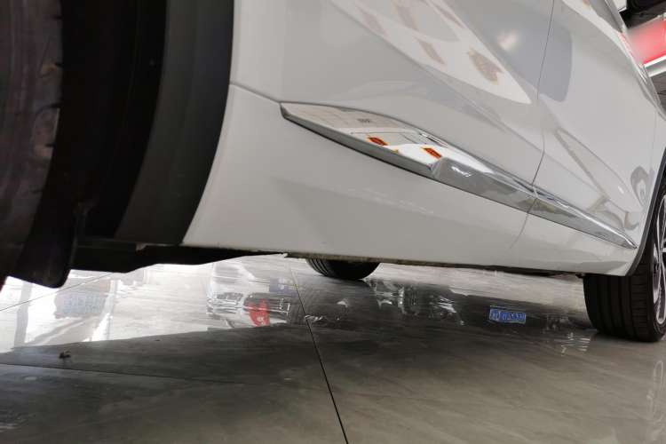 Used Geely Auto Monjaro L 2024 2.0TD High-Power Automatic Two-Wheel Drive Skyline Edition
