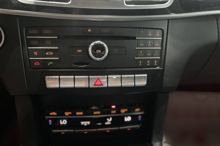 Used Mercedes-Benz E-Class 2015 E 260 L Sport & Fashion Model
