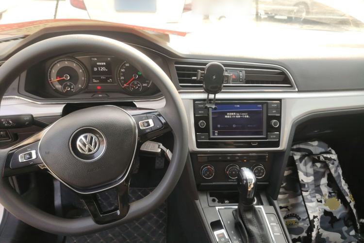 Used Volkswagen Lamando 2019 230TSI DSG Fashion Edition China V Standard