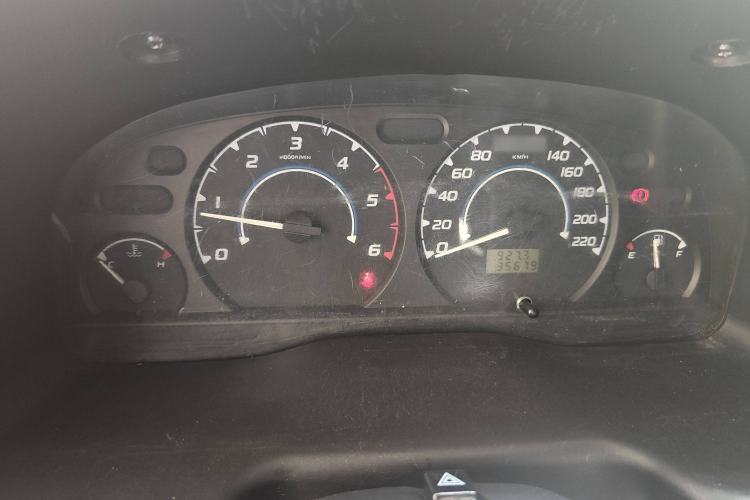 Used JMC Transit 2019 2.8T Commercial Version Long Wheelbase Mid-Roof 6-Seater Rear Single Tire China VI Emission Standard – JX493
