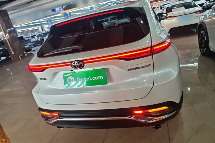 Used Toyota Harrier 2023 2.0L CVT Two-Wheel Drive Deluxe Edition